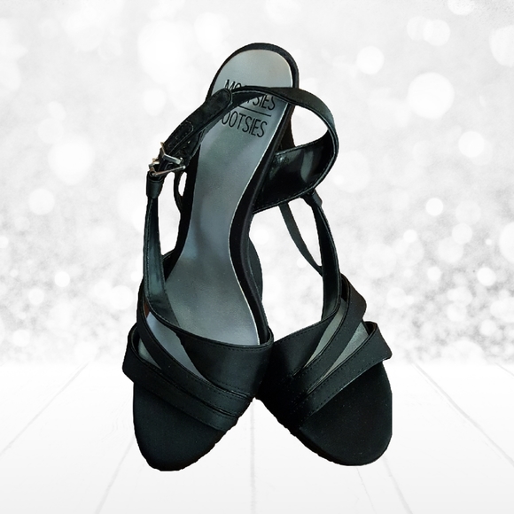 Mootsies Tootsies Size 6 Black Heels - Picture 3 of 13
